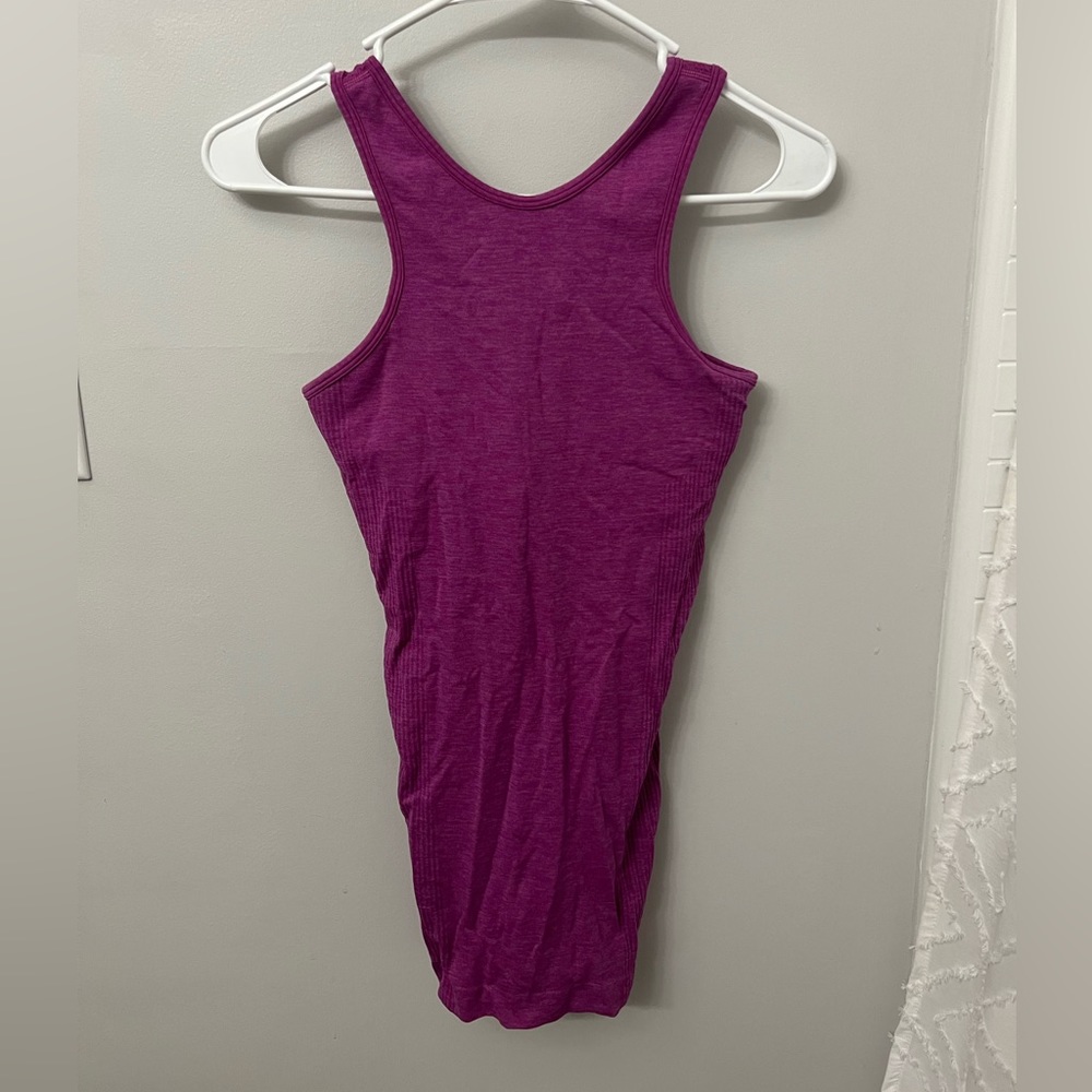 Lululemon purple tank size 4